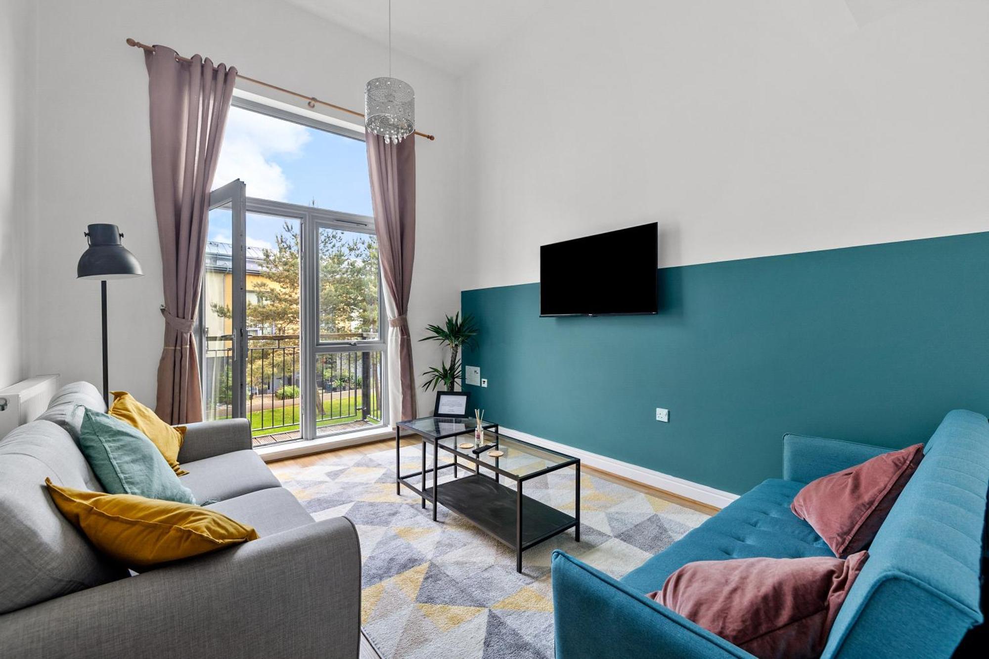 Spacious House By Quay - Sleeps 7 - Free Parking 普里茅斯 外观 照片