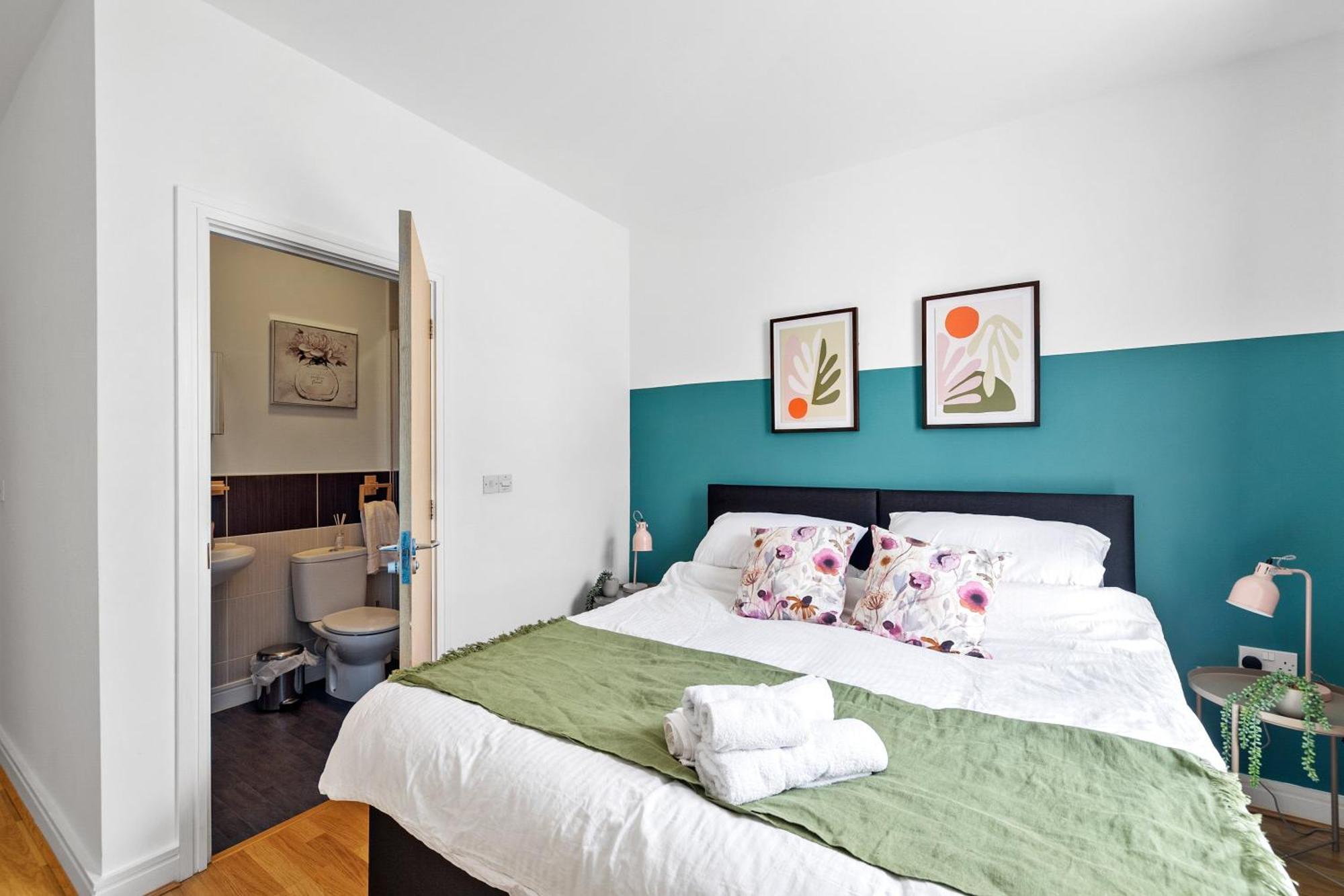 Spacious House By Quay - Sleeps 7 - Free Parking 普里茅斯 外观 照片