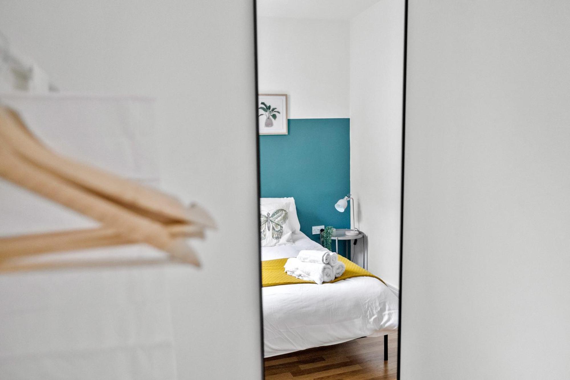 Spacious House By Quay - Sleeps 7 - Free Parking 普里茅斯 外观 照片